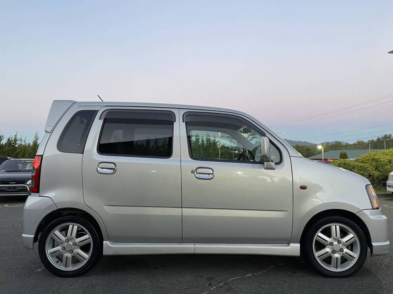 2001 Suzuki Solio