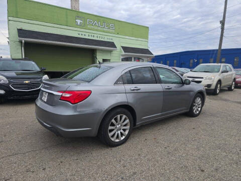 2013 Chrysler 200 Touring