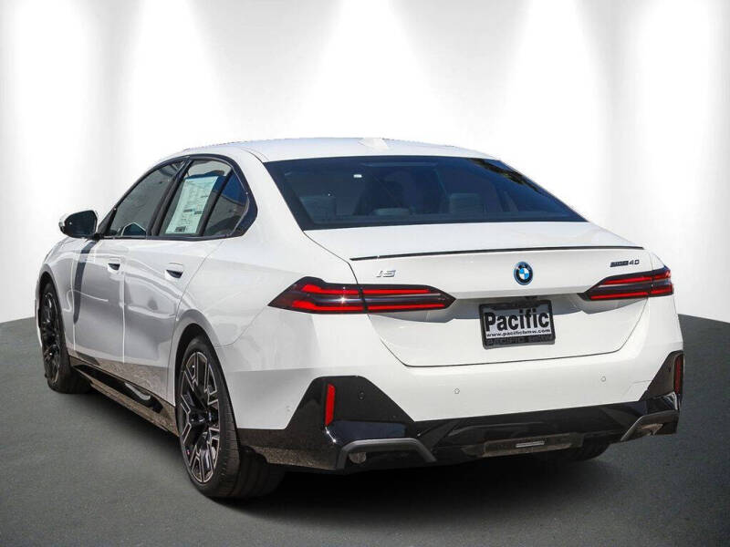 2027 BMW i5 eDrive40