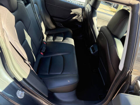 2020 Tesla Model 3 Standard Range Plus