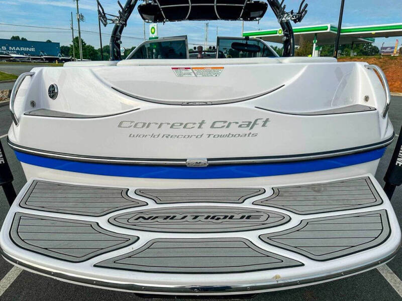 2007 Nautique 210 Team Edition