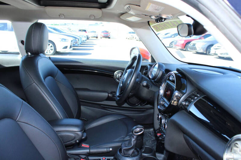 2019 MINI Hardtop 2 Door Cooper