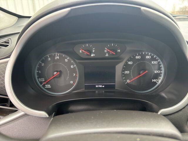 2022 Chevrolet Malibu LS