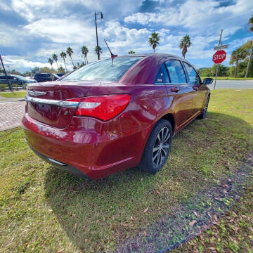 2012 Chrysler 200 S
