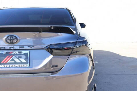 2018 Toyota Camry SE