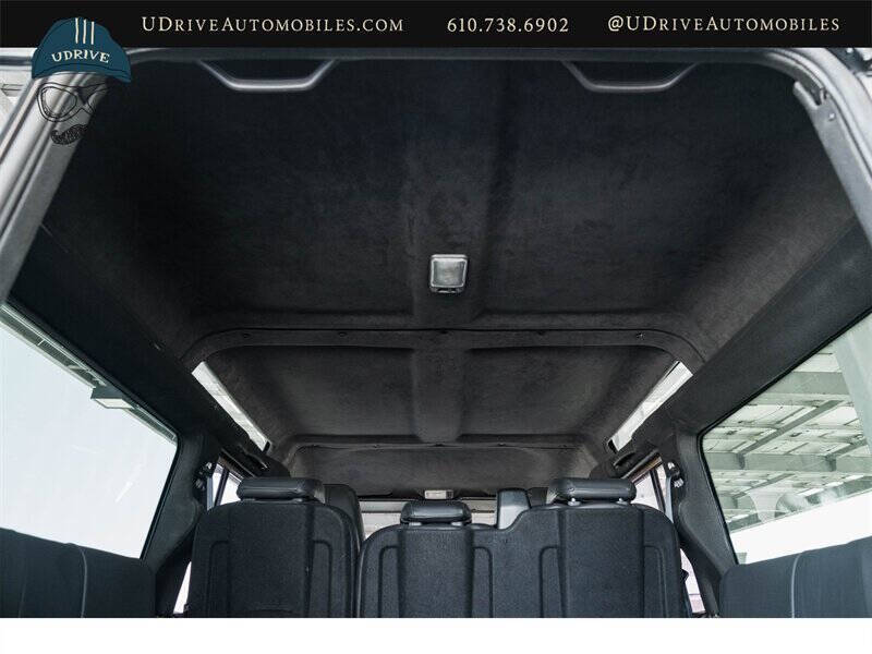 1984 Land Rover Defender