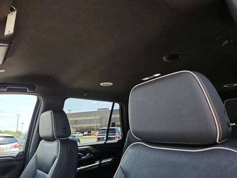 2024 GMC Yukon SLT