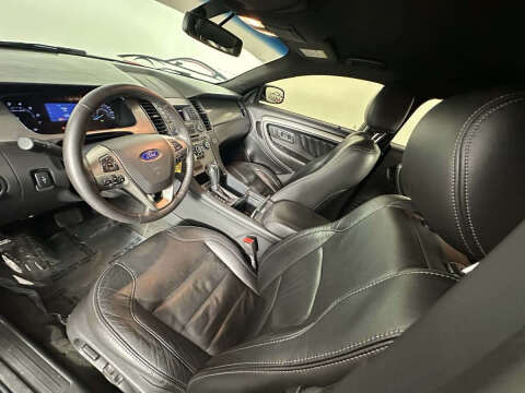 2017 Ford Taurus SEL