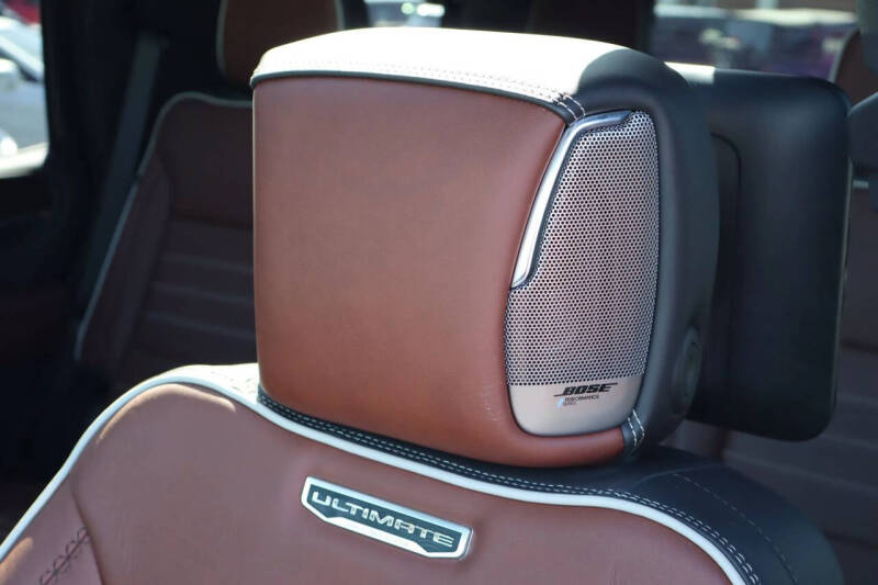 2023 GMC Yukon Denali Ultimate