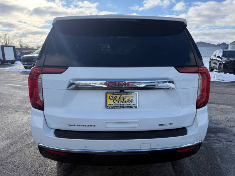 2023 GMC Yukon SLT