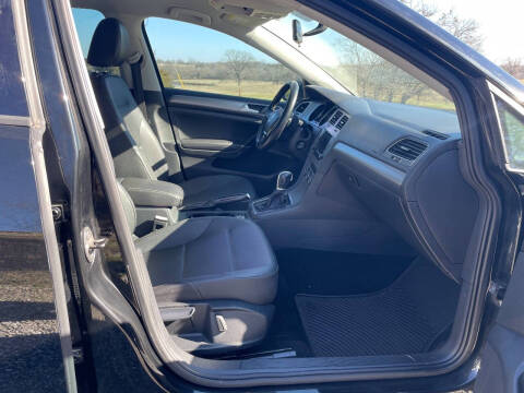 2015 Volkswagen Golf TDI SE