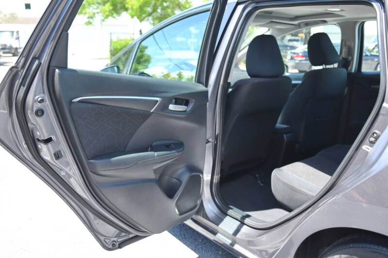 2015 Honda Fit EX - Photo 12