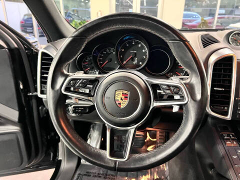 2016 Porsche Cayenne