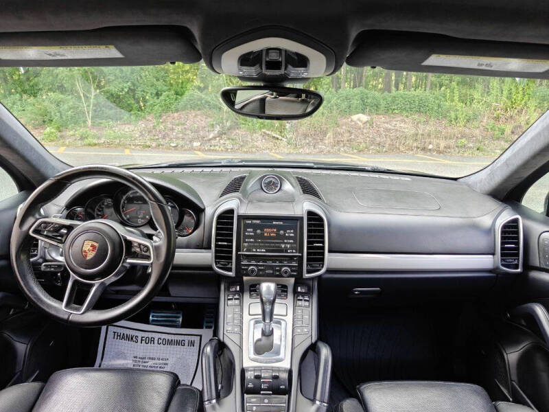 2015 Porsche Cayenne Turbo