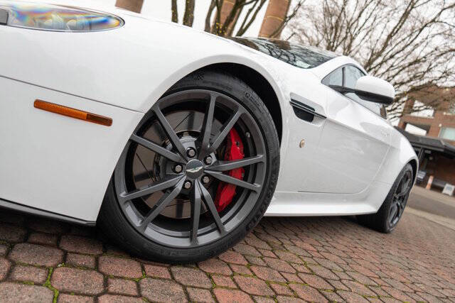 2015 Aston Martin V8 Vantage GT