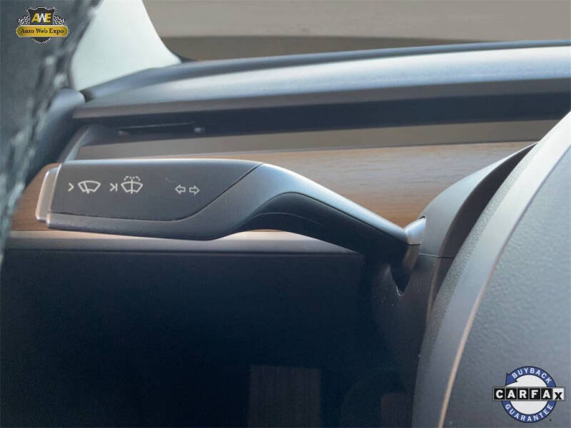 2019 Tesla Model 3 Mid Range