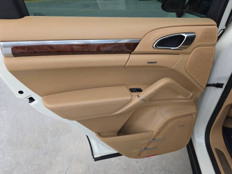 2011 Porsche Cayenne Turbo