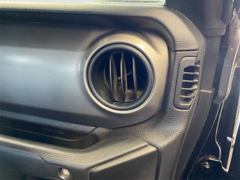 2021 Jeep Gladiator Willys