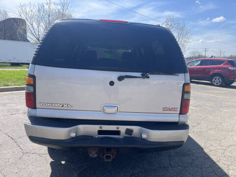 2005 GMC Yukon XL Denali