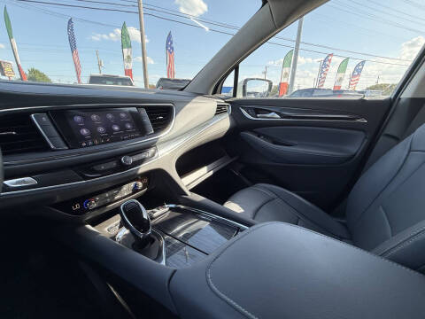 2021 Buick Enclave Essence