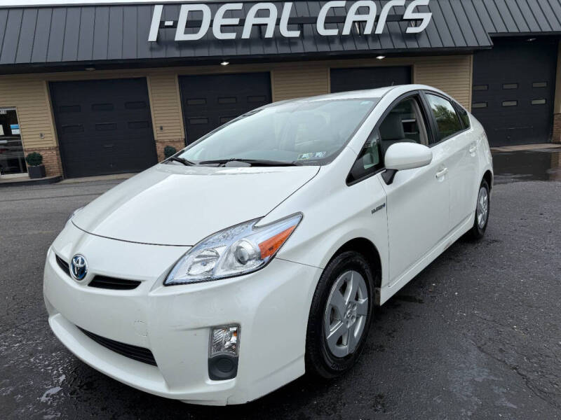 2010 Toyota Prius III's photo