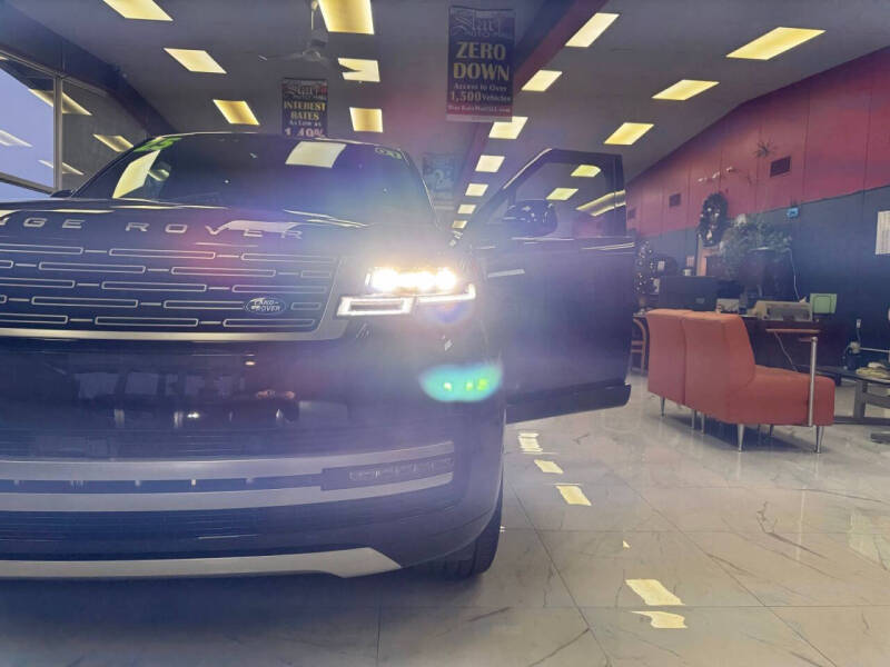 2025 Land Rover Range Rover P400 SE