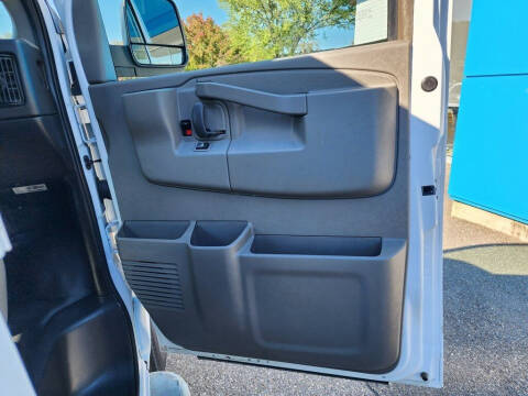 2022 GMC Savana 2500