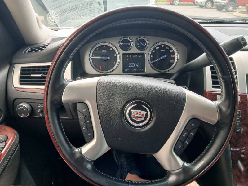 2013 Cadillac Escalade Luxury