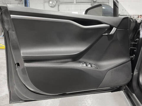 2016 Tesla Model S 75D