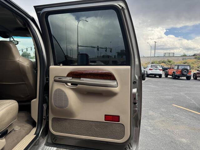 2004 Ford Excursion Limited