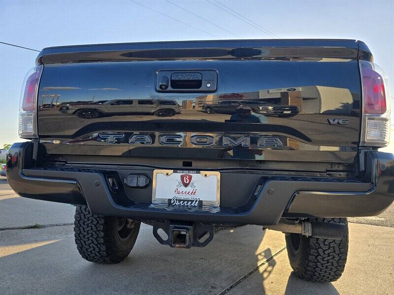 2023 Toyota Tacoma SR V6