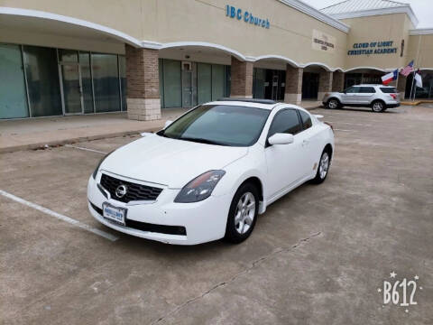 2009 Nissan Altima for sale at West Oak L&M in Houston TX