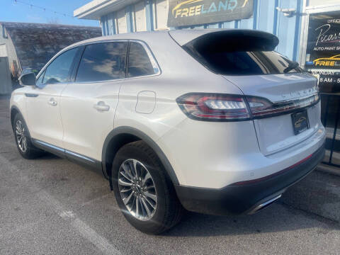 2019 Lincoln Nautilus Select