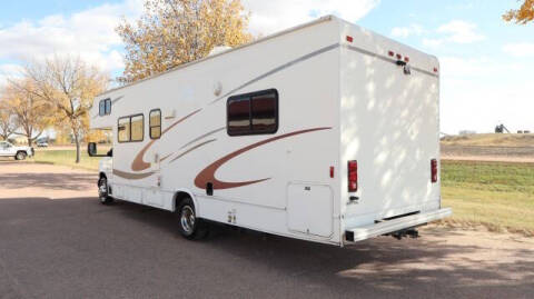 2004 Ford E-Series E-450 SD