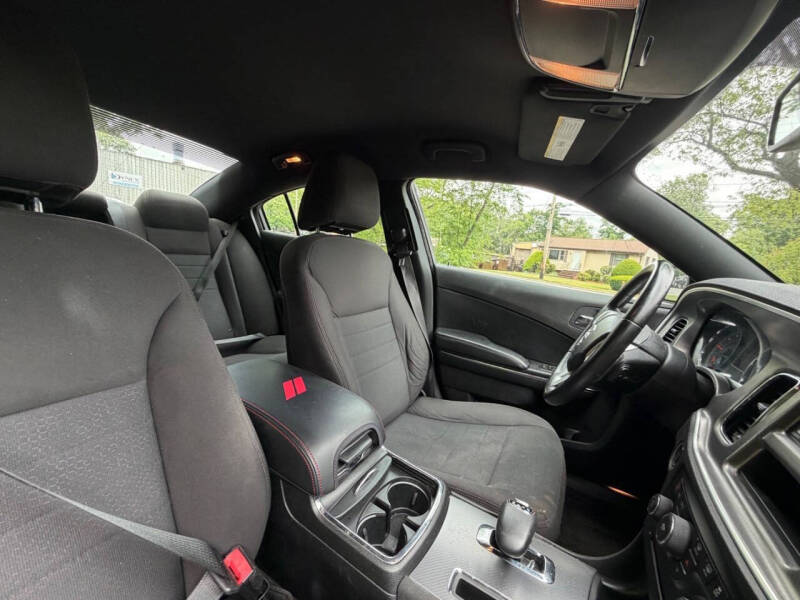 2012 Dodge Charger SE