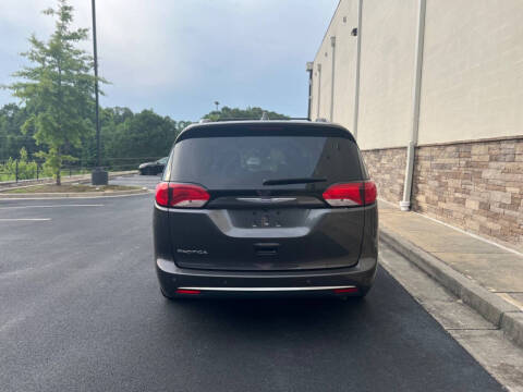 2018 Chrysler Pacifica Touring L