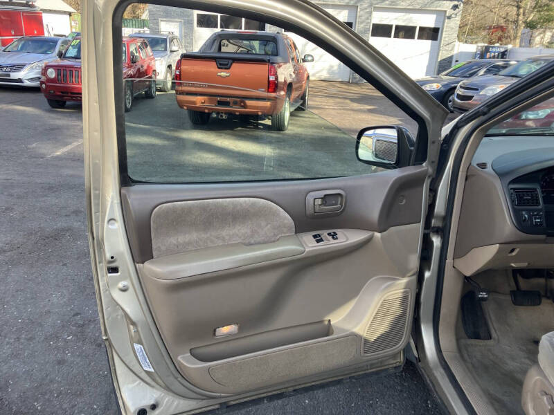 2000 Toyota Sienna LE