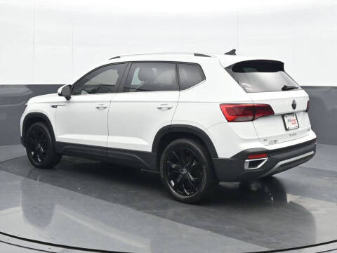 2022 Volkswagen Taos SE 4Motion