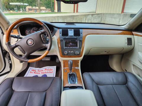 2011 Cadillac DTS Platinum Collection