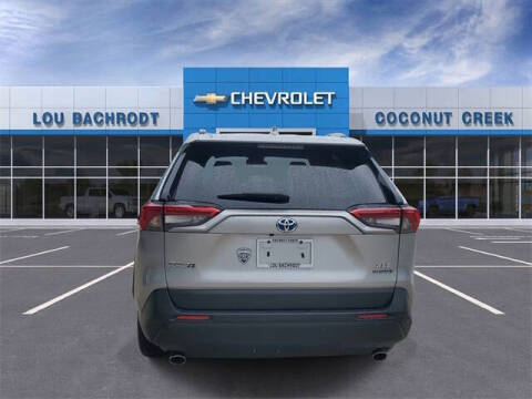 2022 Toyota RAV4 Hybrid XLE Premium