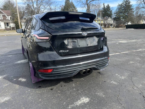 2017 Ford Focus ST