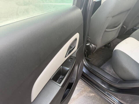 2011 Chevrolet Cruze LS