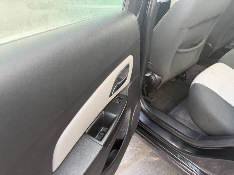 2011 Chevrolet Cruze LS