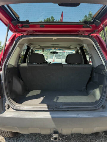 2004 Ford Escape XLT