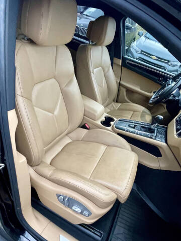 2017 Porsche Macan S