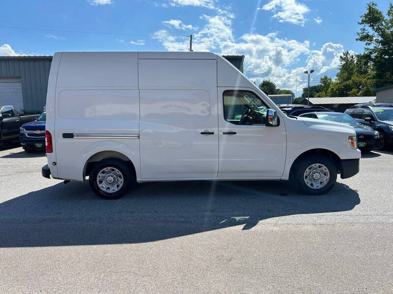 2019 Nissan NV 2500 HD SV
