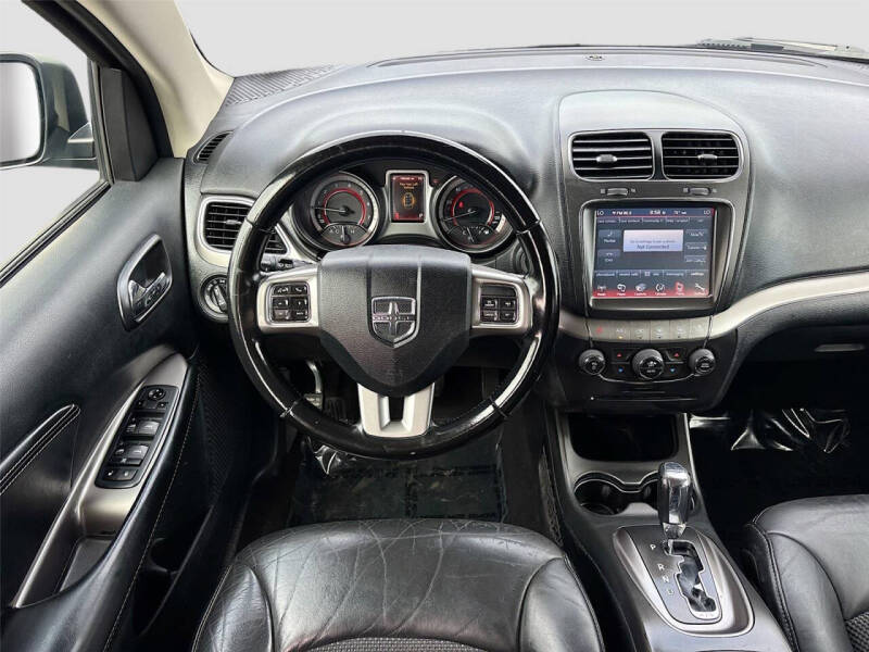 2020 Dodge Journey Crossroad