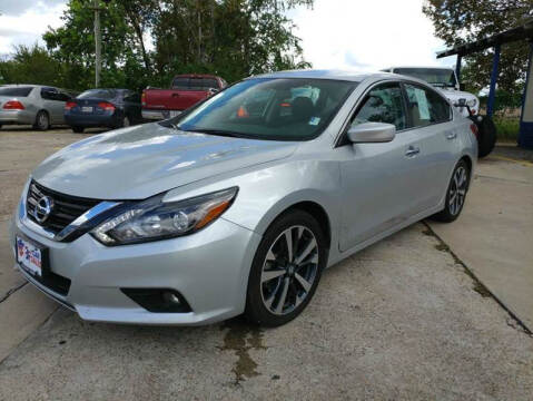 2017 Nissan Altima for sale at HOUSTON CAR SALES INC in Houston TX