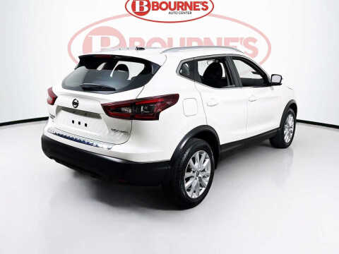 2022 Nissan Rogue Sport SV