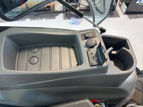 2025 Kioti DK4720CHSE